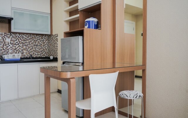Comfortable And Homey 1Br Apartment At Silkwood Residences