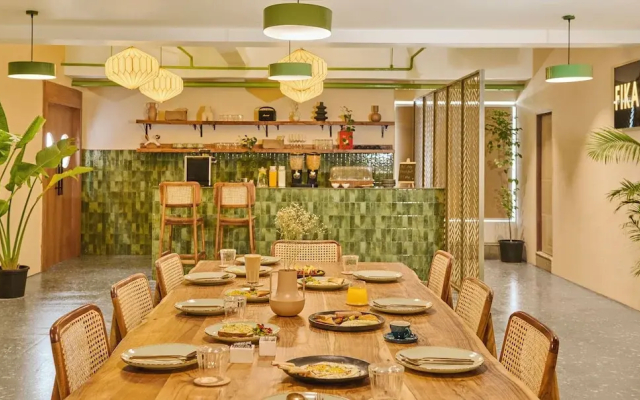 Minimalist - The Varanasi Edit