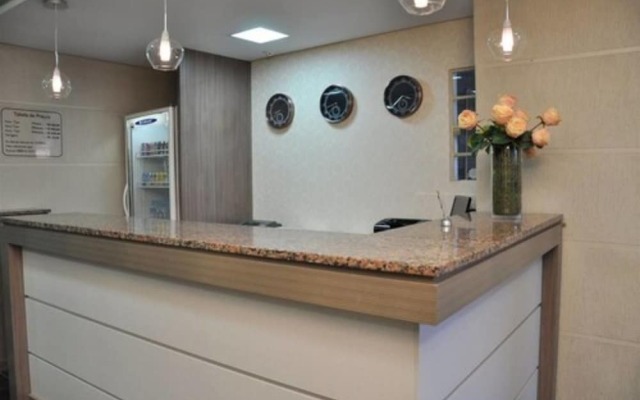 Hotel Curitiba Palace Slim