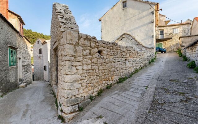 Snug Apartment in Pu?iš?a Near the Beach