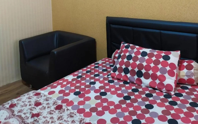 OYO Life 2517 Apt the Suites Metro by Prisma