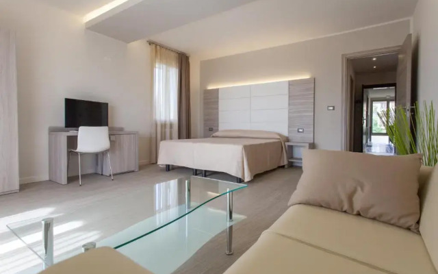 Hotel Gardenia & Villa Charme