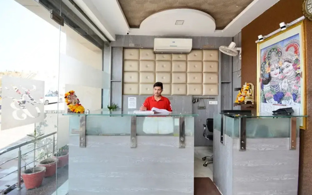OYO 27747 Hotel K B Residency