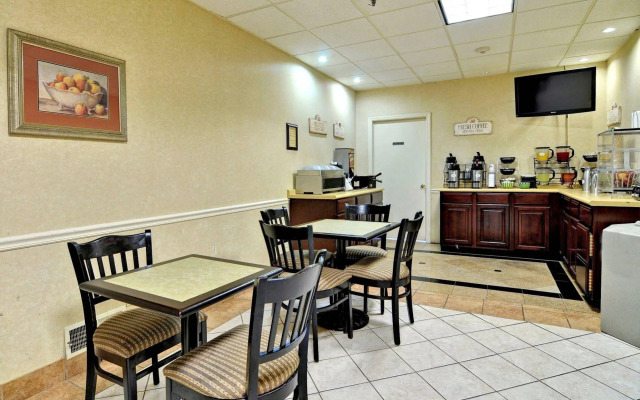 Quality Inn & Suites Morgantown - University Area