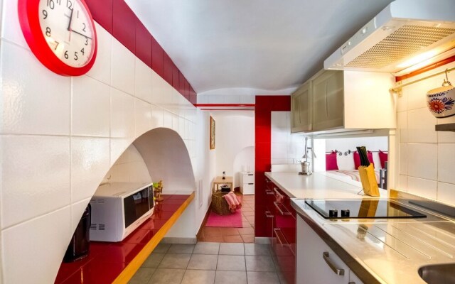 Charming Flat 1 Minute on Foot From Colosseum