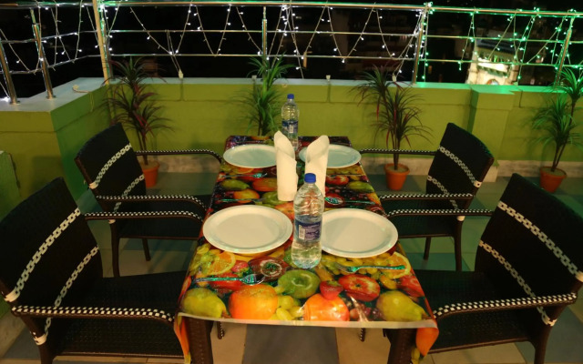 Hotel Madni Royale