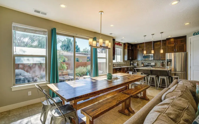 Moab Vacation Rental: Pool & Hot Tub Access!