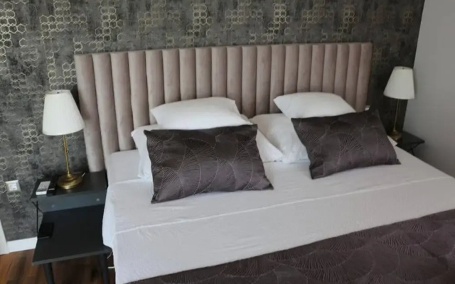 Charming One-bedroom Apartment in Ugljan