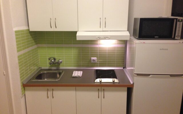 Vallehermoso Apartments