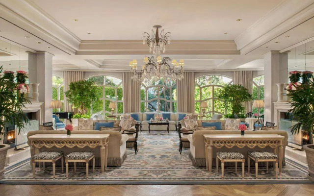 The Peninsula Beverly Hills