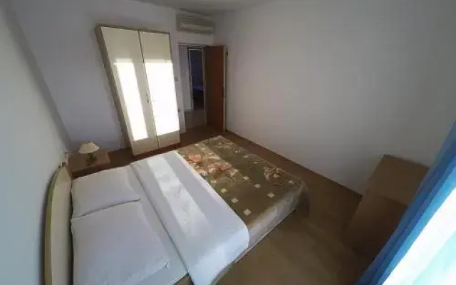 Apartments Pičuljan