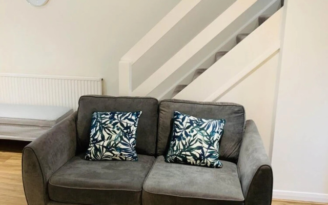 20 Buttermere Close Farnham