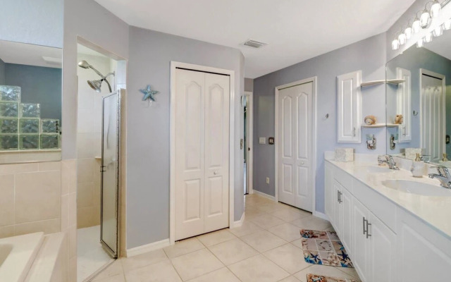 1320 SE 5th Ter