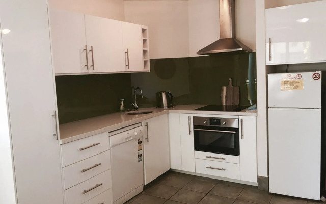 Noosa River Sandy Shores