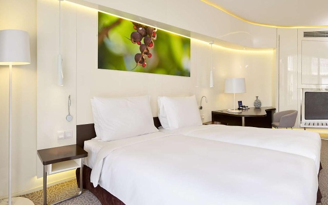 Radisson Blu Hotel Amp; Convention Centre, Kigali