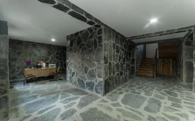 Hotel Complex Nabadi