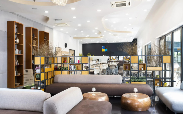 Bo33 Hotel Family & Suites