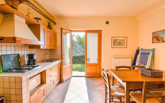 Spacious Holiday Home in Lamporecchio With Pool