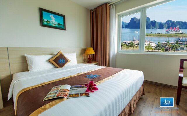 Ha Long Harbour Hotel
