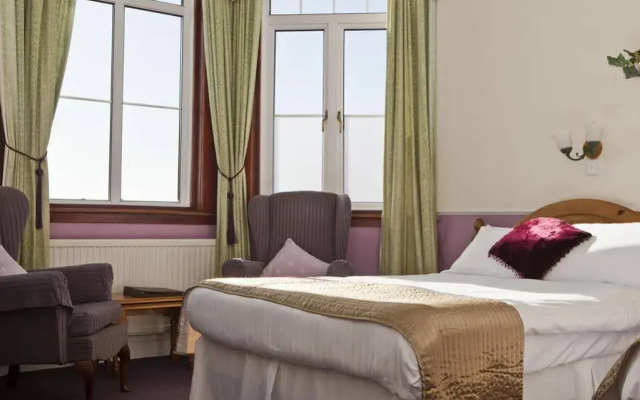 The Kingswood Hotel