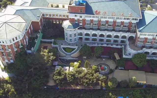 Hua Xi Hotel