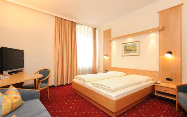 Hotel Goldener Brunnen