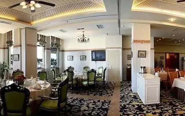 Zhanqiao Prince Hotel