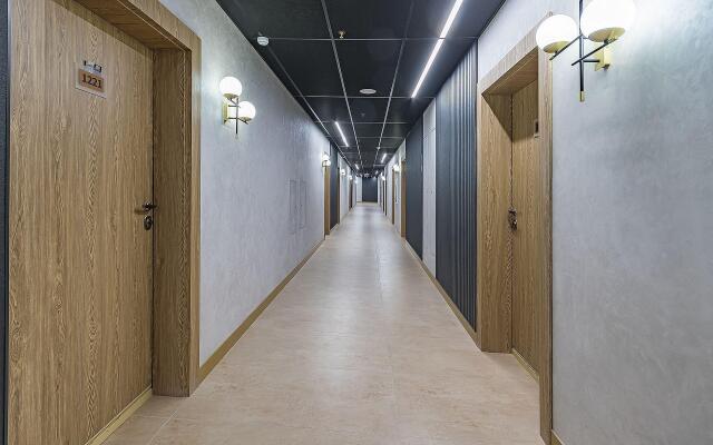 2ROOMS (2РУМС) на улице Максима Горького