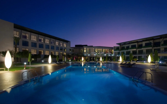 La Finca Resort