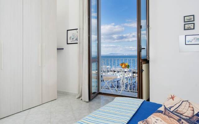 Al Mare Apartment