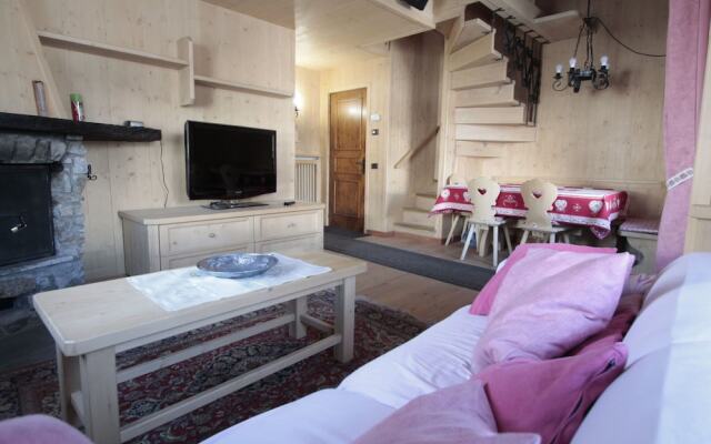 Tranquil Holiday Home in Livigno Italy near Ski Area