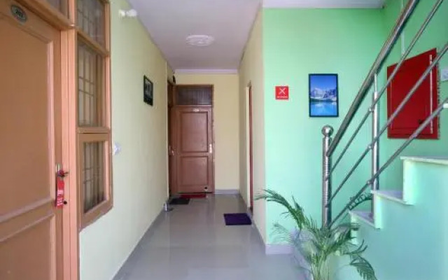 Hotel Comfort by OYO Rooms