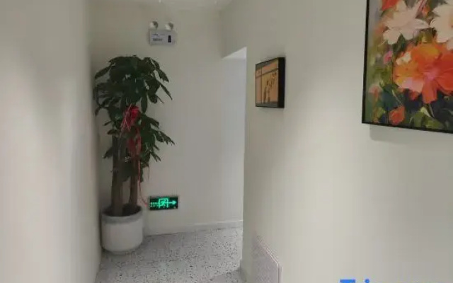 Xia Shuyuan Homestay (Yining Airport Liuxing Street Scenic Area)