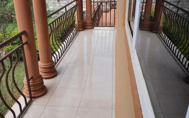 Airport Side Hotel Entebbe