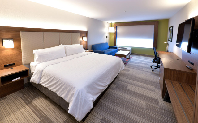 Holiday Inn Express & Suites Millersburg by IHG