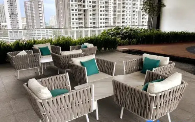 Georgetown Skypool  Family & Baby| 9 Pax | SeaView