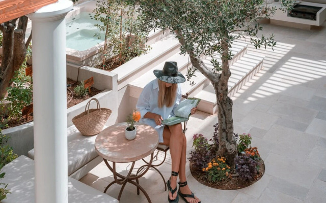 Inotropes Boutique Suites - Adults Only