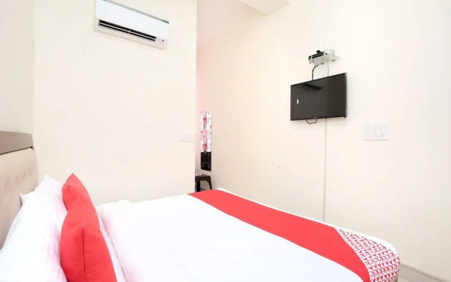 OYO 16695 Hotel Sun View
