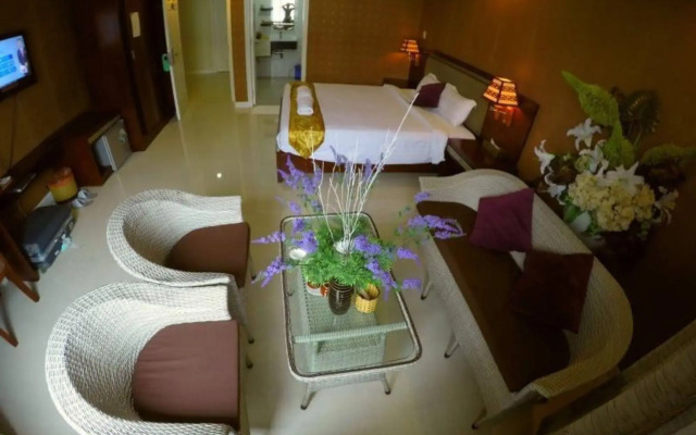 One World Hotel