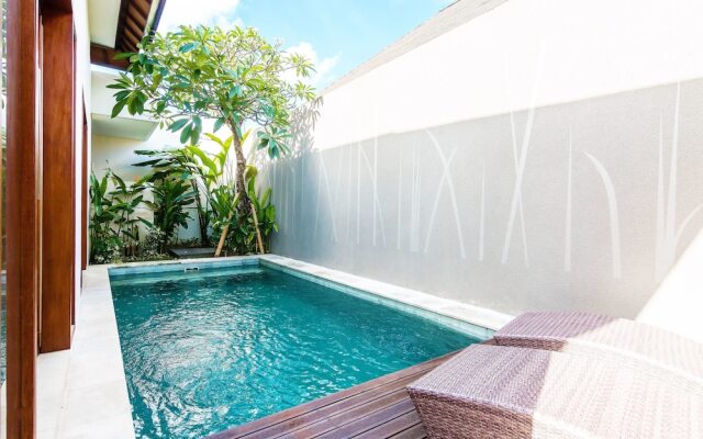 ZEN Premium Umalas Bumbak Villa