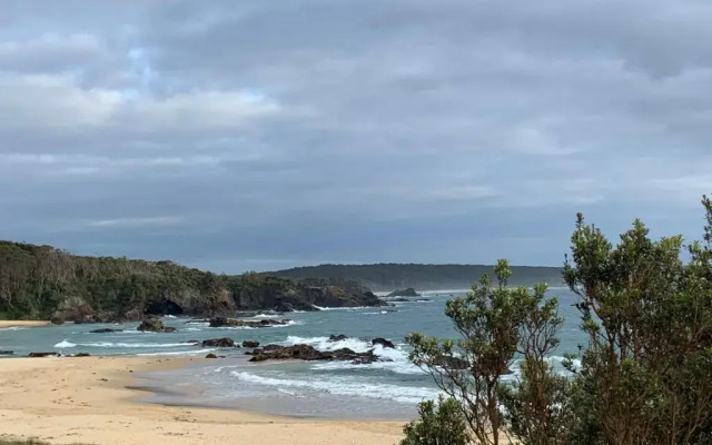 Spotted Gum Retreat at Mystery Bay