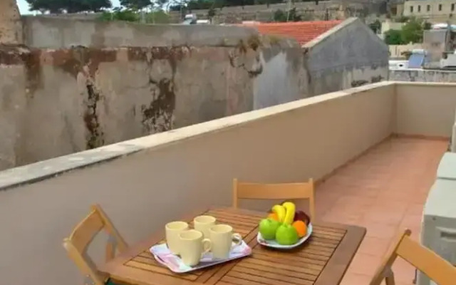 Katrina Superior Apartment 5 With Balcony