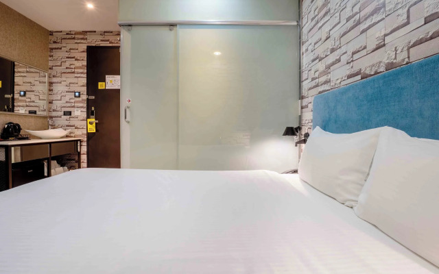 CHECK inn Taichung Ziyou