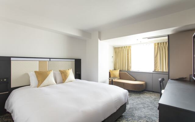 Cross Hotel Osaka