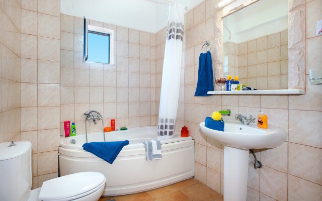 Villa Liostasi with private swimming pool