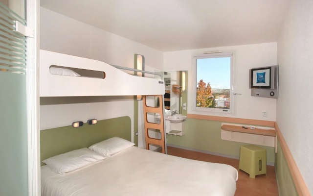 Ibis Budget Poitiers Nord Futuroscope