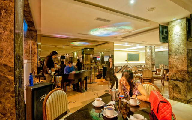 Grand Sakura Hotel