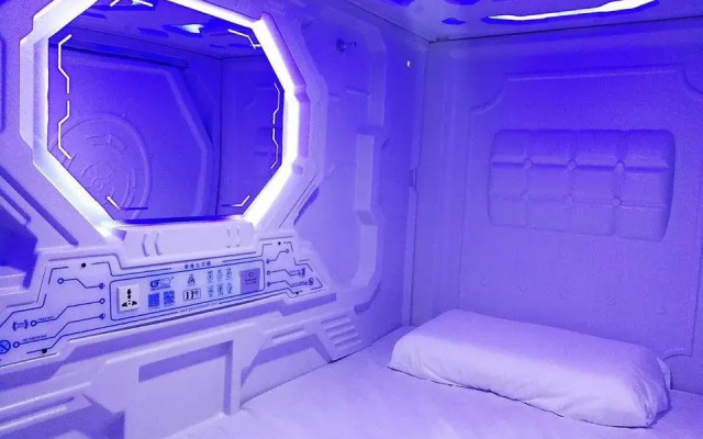 Star Galaxy Capsule