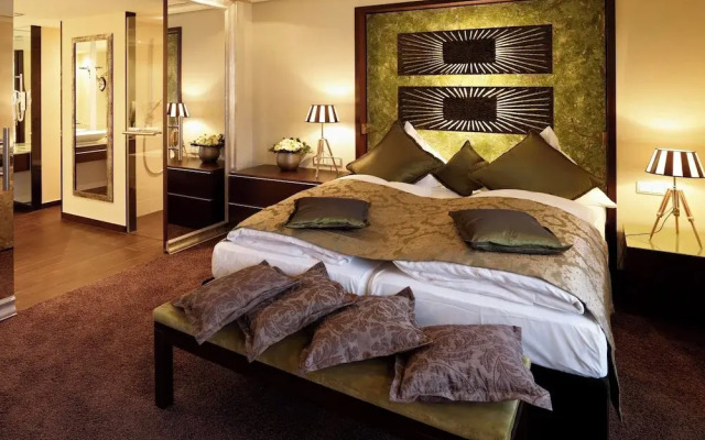 Land  & Golf Hotel Stromberg