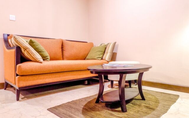 Luxurious L'Avenue Apartment